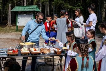 Obilježen Dan NP Durmitor: Posjetioci imali priliku da probaju tradicionalna jela i upoznaju se sa kulturnim vrijednostima tog kraja