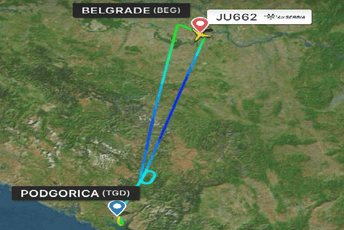 Avion Air Serbia vratio se u Beograd, nije mogao da sleti u Podgoricu Avion Air Serbia vratio se u Beograd, nije mogao da sleti u Podgoricu