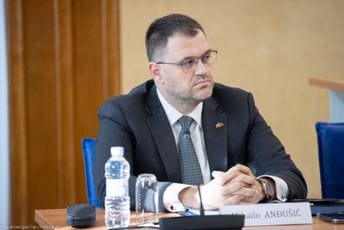 Anđušić: Dvije prosječne zarade nijesu dovoljne da podmire troškove sindikalne potrošačke korpe