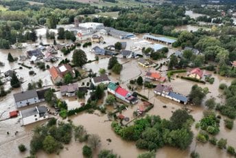 Evropa se bori protiv poplava: Stradalo više osoba, hiljade ljudi evakuisano