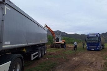 Počeo transport: Grit iz Nikšića odvoze u Podgoricu