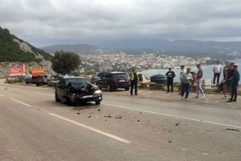 Dvije osobe povrijeđene u udesu na putu Bar - Ulcinj Dvije osobe povrijeđene u udesu na putu Bar - Ulcinj