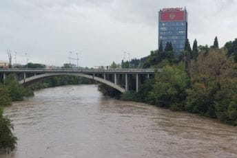 Vodostaj veći iz časa u čas: Morača narasla devet metara, Zeta gotovo sedam...