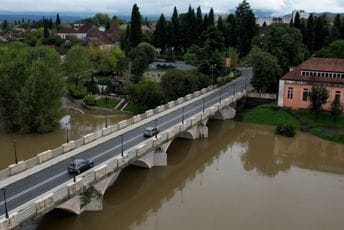 Danilovgrad: Tokom pretresa pronađeni pištolj i municija