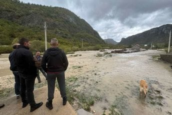 Šavnik: Mještani i turisti uspješno evakuisani; Jakić: Nijesmo imali nikakvu pomoć države osim tvita