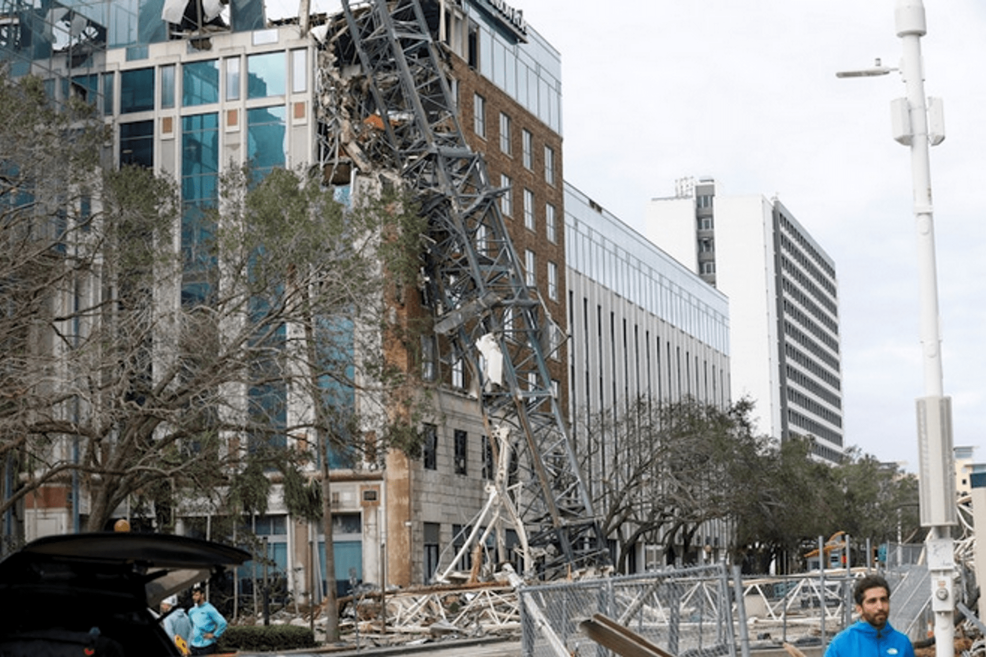 Fotografija 2: (FOTO) Uragan Milton odnio najmanje četiri žrtve, izazvao 19 tornada i uništio domove na Floridi