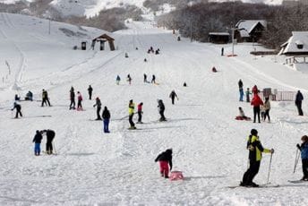 Skijaši će i ove godine gledati u nebo