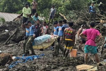 Najmanje 82 poginulih na Filipinima u tropskoj oluji