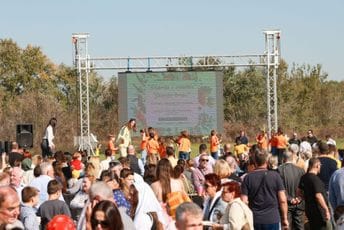 Ulcinj: Festival “Jesenja korpa” privukao brojne posjetioce