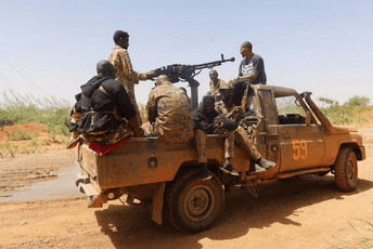 Najmanje 78 ljudi poginulo, a više od 20 povrijeđeno u napadu dronom na džamiju u Sudanu