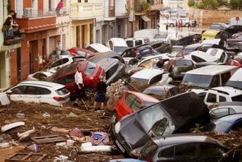 Španija: Spasioci i dalje na terenu, meteorolozi upozoravaju na nove kiše