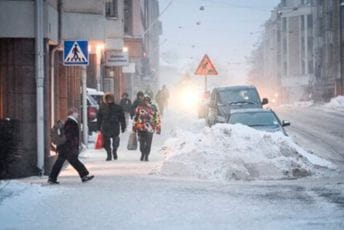 Finska: Oluja "Lili" čupala drveće, nosila krovove, 67 hiljada ljudi ostalo bez struje