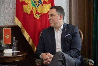 Vuković: Neustavna odluka mora biti poništena - Spajić na potezu