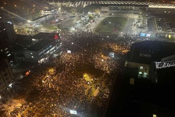 (VIDEO) Veliki protest u Novom Sadu: "Svi smo mi pod nadstrešnicom"