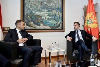 Bečić: Crna Gora i Mađarska njeguju tradicionalno prijateljstvo i partnerstvo Bečić: Crna Gora i Mađarska njeguju tradicionalno prijateljstvo i partnerstvo
