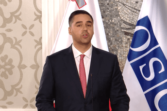 Predsjedavajući OEBS-a: Crna Gora napreduje ka postizanju ključnih reformi; Ibrahimović: Članstvo u EU nije samo strateški prioritet, već vizija budućnosti kojoj težimo Predsjedavajući OEBS-a: Crna Gora napreduje ka postizanju ključnih reformi; Ibrahimović: Članstvo u EU nije samo strateški prioritet, već vizija budućnosti kojoj težimo