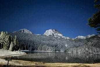 (FOTO) Pogledajte bajkoviti Žabljak pod snijegom