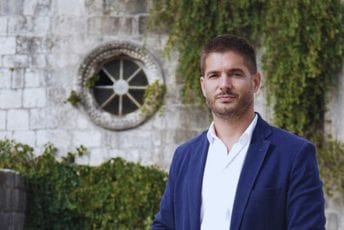 Zenović: I dalje se politika Budve kreira u partijskim centralama u Podgorici i drugim lokacijama