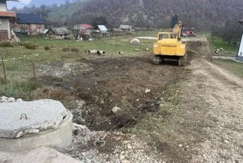 Bijelo Polje: Mještani o svom trošku uklonili mini-jezero sa imanja