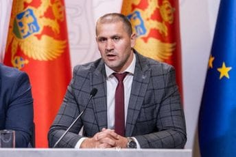 Šćepanović: Večerašnji skup neprijavljen, policija će obezbijediti mir i bezbjednost