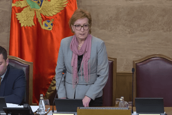 Popović: Naravno da su imenovanja politička, po sporazumu se zna koji direktori i sekretari pripadaju određenoj partiji