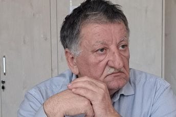 Direktor škole u Nikšiću najavio mjere isključenja za gimnazijalca: Lučonoša osumnjičen zbog prijetnji bombama Direktor škole u Nikšiću najavio mjere isključenja za gimnazijalca: Lučonoša osumnjičen zbog prijetnji bombama