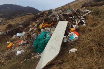 (FOTO) Služba zaštite Nacionalnih parkova podnijela veći broj prijava: Lovili ribu strujom pa bježali, oduzeta plovila, spriječena nelegalna gradnja...