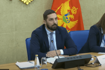 Leković: Od MUP-a tražim informacije kako su pripadnici Zemunskog klana nezakonito pribavili crnogorska lična dokumenta