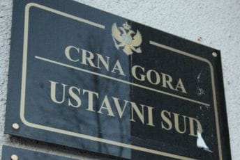 Ustavni sud: Neustavno dodjeljivati stanove “licima čiji je rad od interesa za državu” bez kriterijuma i netransparentno