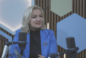 Borovinić-Bojović će primati i platu i odborničku nadoknadu, Drakić ne vidi ništa sporno