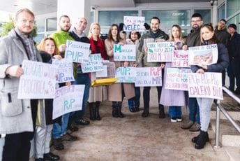 Protest u Podgorici; CZIP: Procedura donošenja PUP-a Podgorice ukazuje na ozbiljne rizike korupcije, plan koji tretira Glavni grad nije zakonit Protest u Podgorici; CZIP: Procedura donošenja PUP-a Podgorice ukazuje na ozbiljne rizike korupcije, plan koji tretira Glavni grad nije zakonit