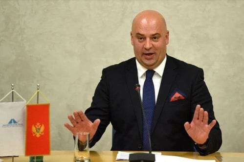 Tolić: Za adaptaciju aerodroma u Podgorici i Tivtu biće uloženo devet miliona eura