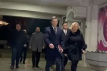 (VIDEO) Počeo sastanak Pokreta za Podgoricu sa koalicijama PES-Demokrate i ,,Za budućnost Podgorice"