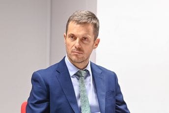 Mujović obišao prostor fabrike KAP-a, moguća nova lokacija za kolektor?