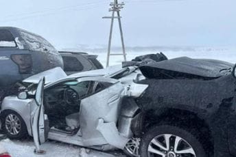 (VIDEO) Lančani sudar u Kazahstanu, slupano 95 automobila