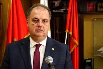 Nimanbegu: Ako se ne poništi tender, pozvaću ministre iz albanskih partija da izađu iz Vlade