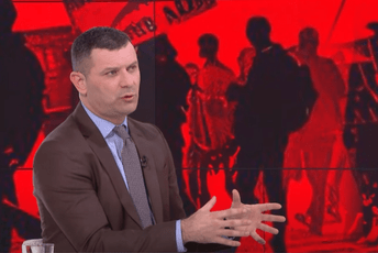 Prekić o amandmanu poslanika SNP-a: Niko nije ni očekivao od crnogorskih ćacija da poznaju istoriju