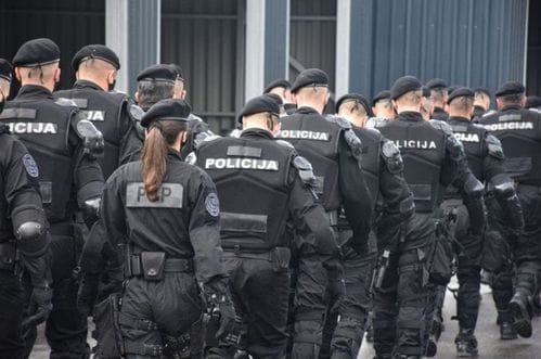 Vlada pokreće postupak: Za zapošljavanje 815 policajaca mjesečno će trebati 844.000 eura