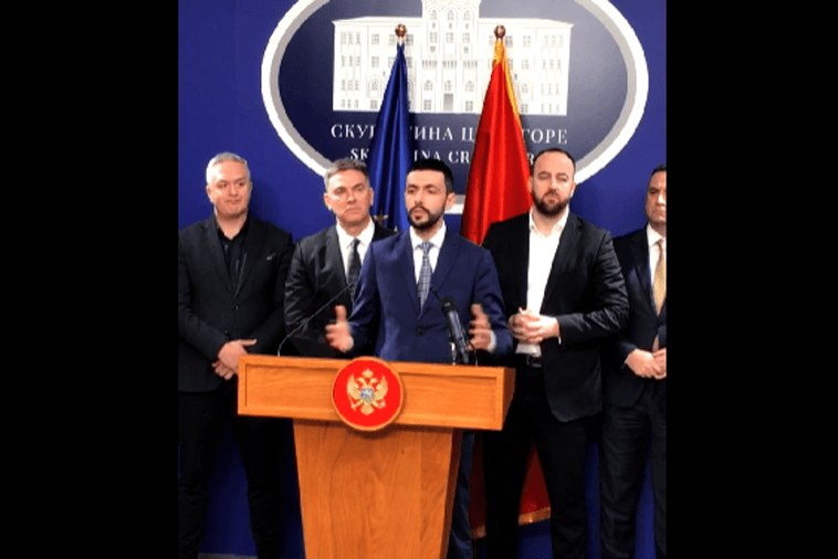 Živković: Opozicija se neće povući, Mandić komanduje parlamentarnom većinom a on ne želi CG u EU Živković: Opozicija se neće povući, Mandić komanduje parlamentarnom većinom a on ne želi CG u EU