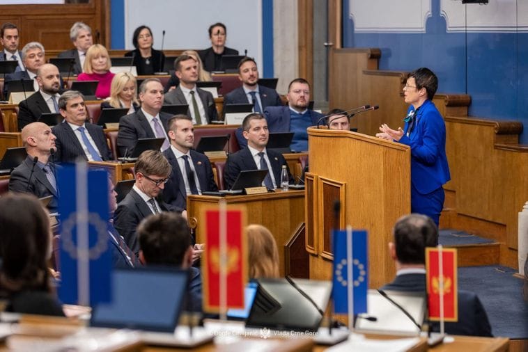 Kos: Usvajanje izmjena Ustava veliki korak ka zatvaranju ključnih poglavlja
