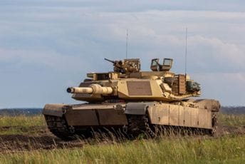 Poljska dobila najmodernije američke tenkove Abrams