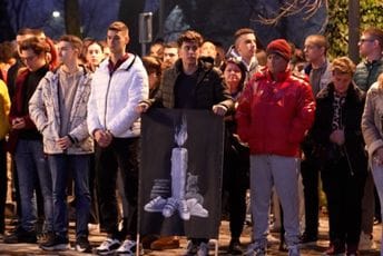 Cetinjski prosvjetni i kulturni radnici podržali studente, śutra Plenum kod spomenika Vila