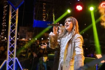 Pogledajte kako je bilo na nastupu Aleksandre Radović u Kotoru Pogledajte kako je bilo na nastupu Aleksandre Radović u Kotoru