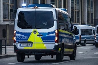 (FOTO) Drama u Berlinu: Građani policiji prijavili da rijekom pluta pet tijela