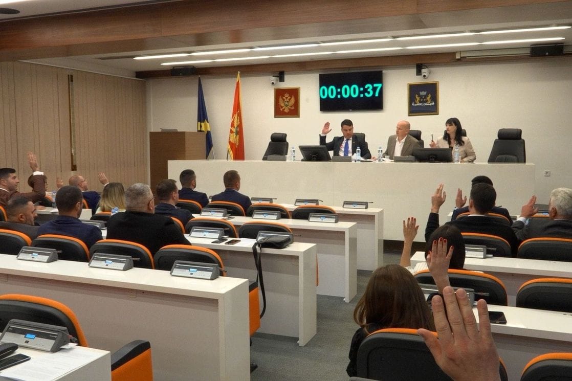 Jovanović donio rješenje o imenovanju Božovića i Ivanovića za potpredsjednike Opštine Budva