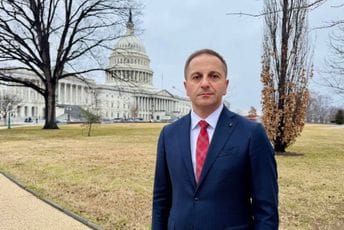 Šehović: Nagrade šovinistima, biber sprej građanima – vlast ponižava Crnu Goru