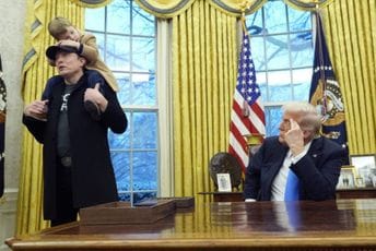 Ilon Mask napušta Trampovu administraciju