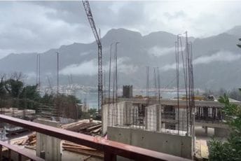 Kotor: Zbog gradilišta oštećene kuće, sudski spor traje, ali i radovi Kotor: Zbog gradilišta oštećene kuće, sudski spor traje, ali i radovi