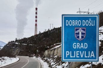 Kritično kod Pljevalja: Mještani zbog prašine napustili kuće, preselili u seosku kapelu