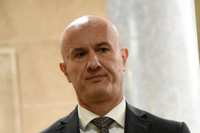 Laković: PES nije rezistentan na uticaje sa strane, u većini ne vjeruju jedni drugima - zato su sklonili kartice